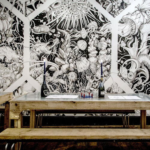 Mural Mussel Men